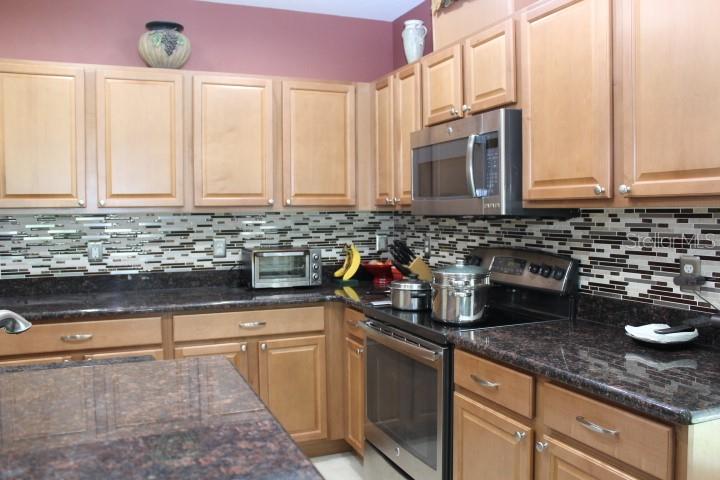 Image 22 of 79 For 10722 Clover Walk Dr