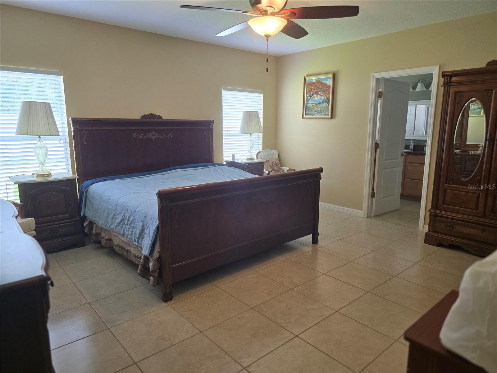 Image 32 of 79 For 10722 Clover Walk Dr
