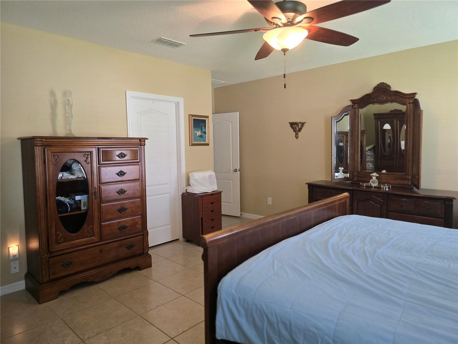 Image 35 of 79 For 10722 Clover Walk Dr