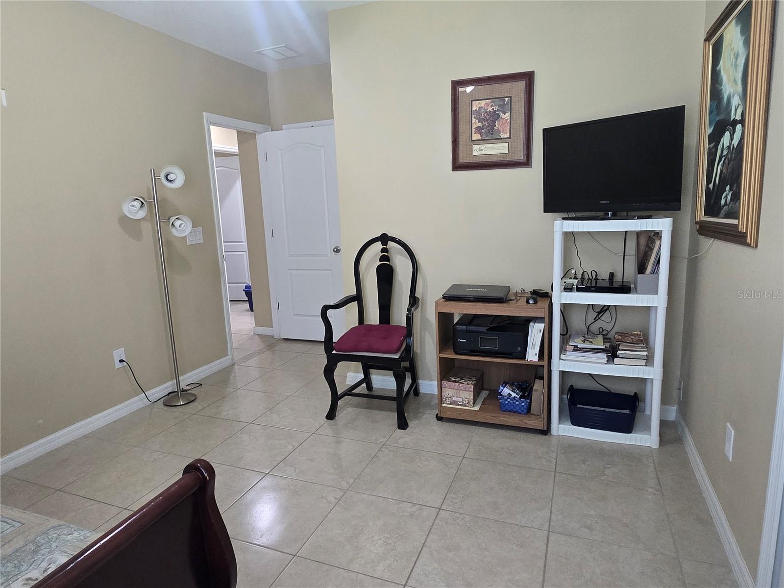 Image 47 of 79 For 10722 Clover Walk Dr