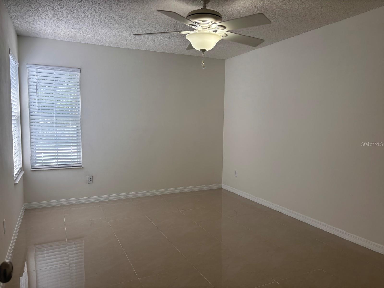 Image 12 of 20 For 4813 Coachmans Drive 3