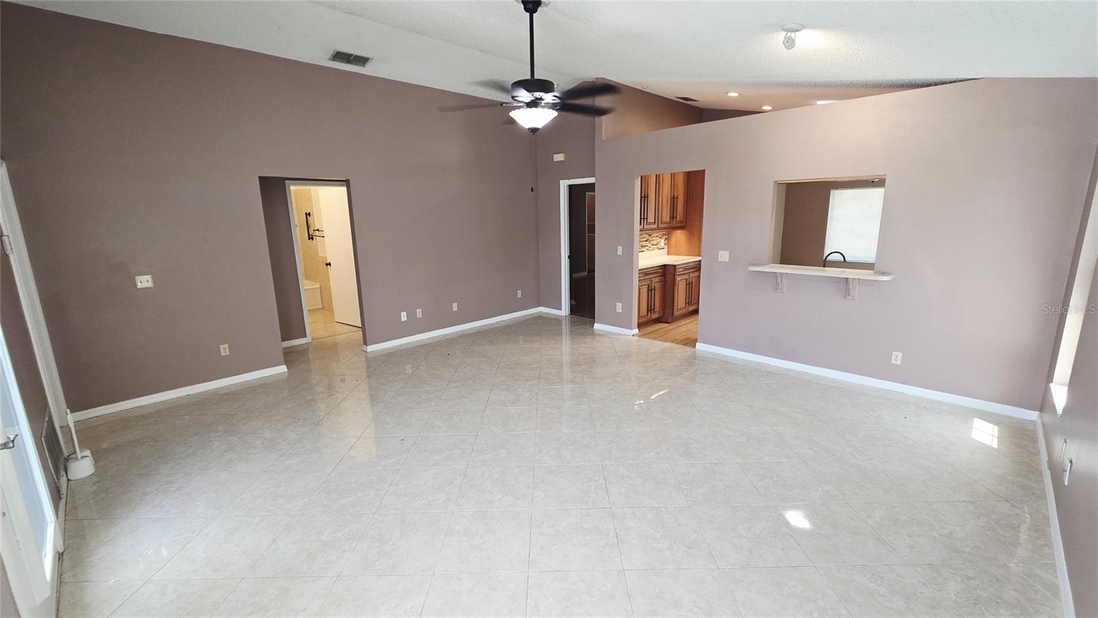 Image 4 of 16 For 5668 Parkview Lake Drive