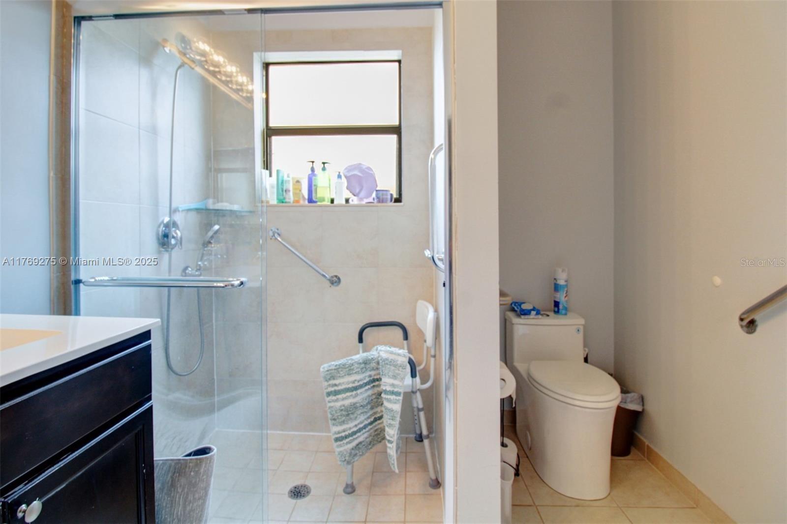Image 11 of 18 For 2391 2nd Drive