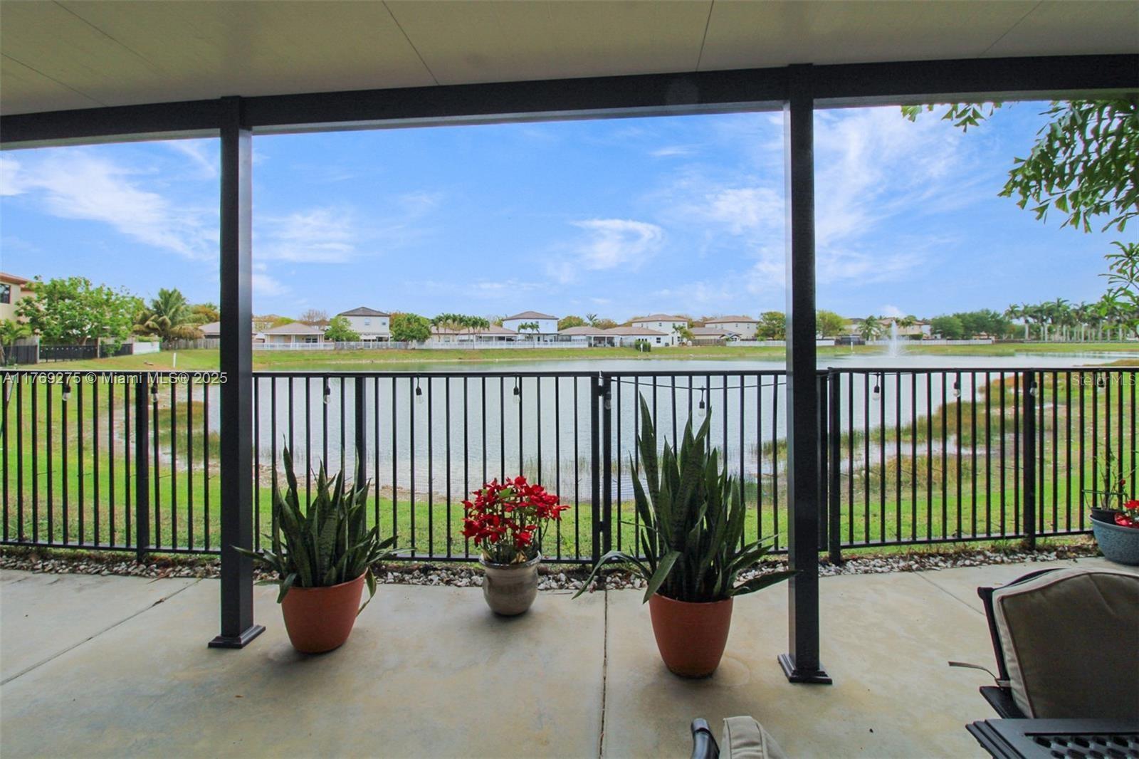Image 4 of 18 For 2391 2nd Drive