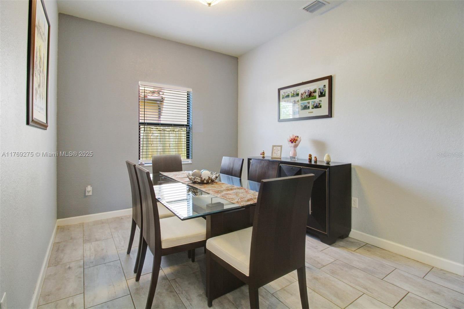 Image 7 of 18 For 2391 2nd Drive