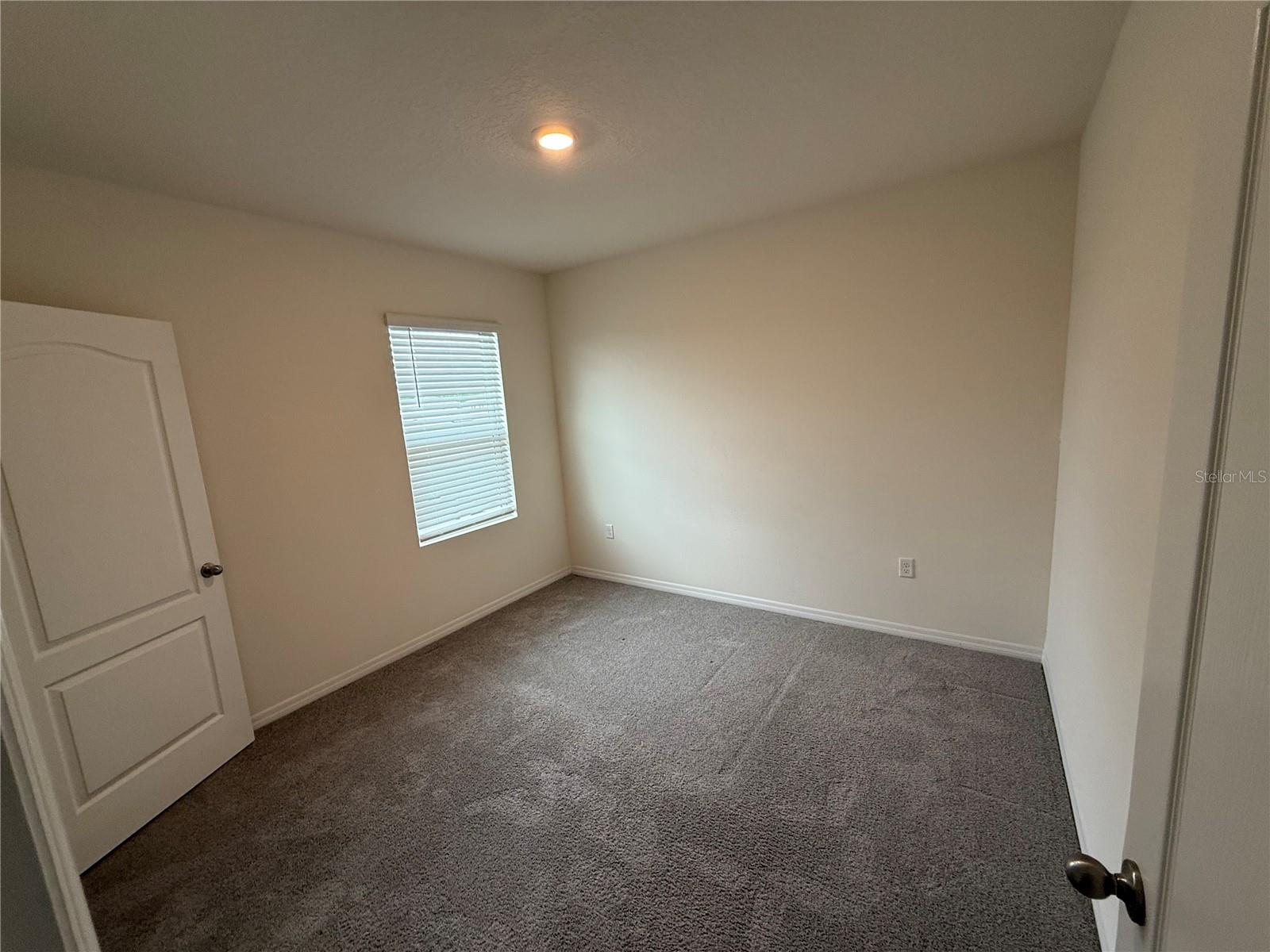 Image 11 of 19 For 1148 Cascades Avenue