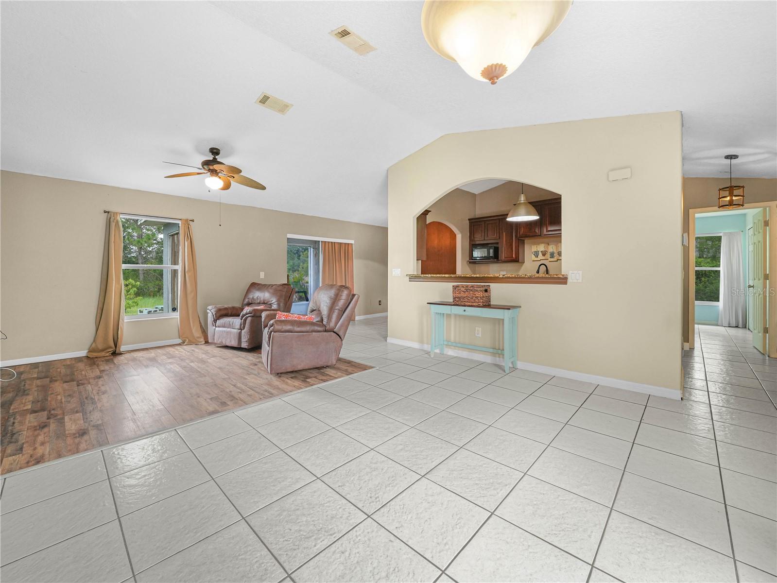 Image 33 of 44 For 739 Paris Drive