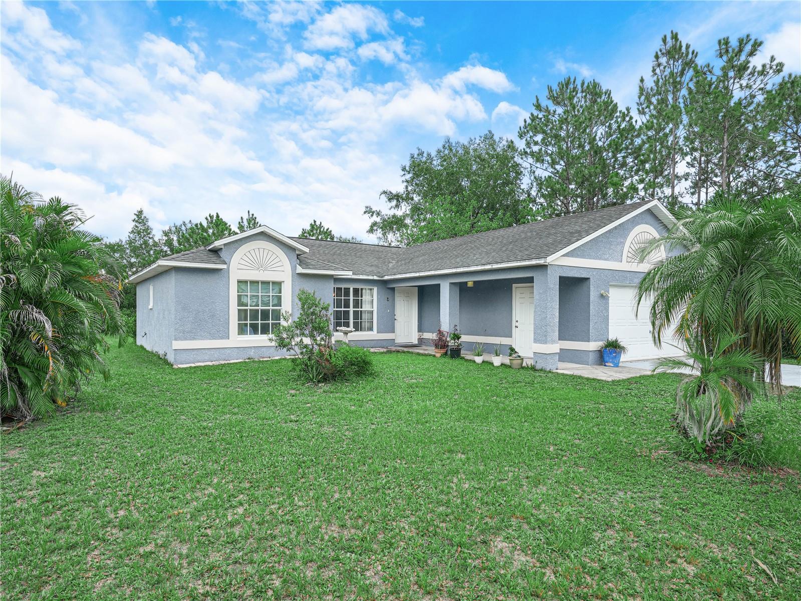 Image 4 of 44 For 739 Paris Drive