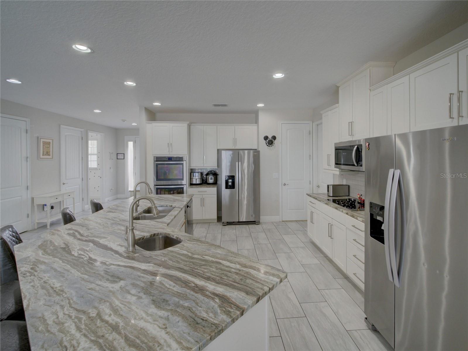 Image 13 of 73 For 7658 Fairfax Drive