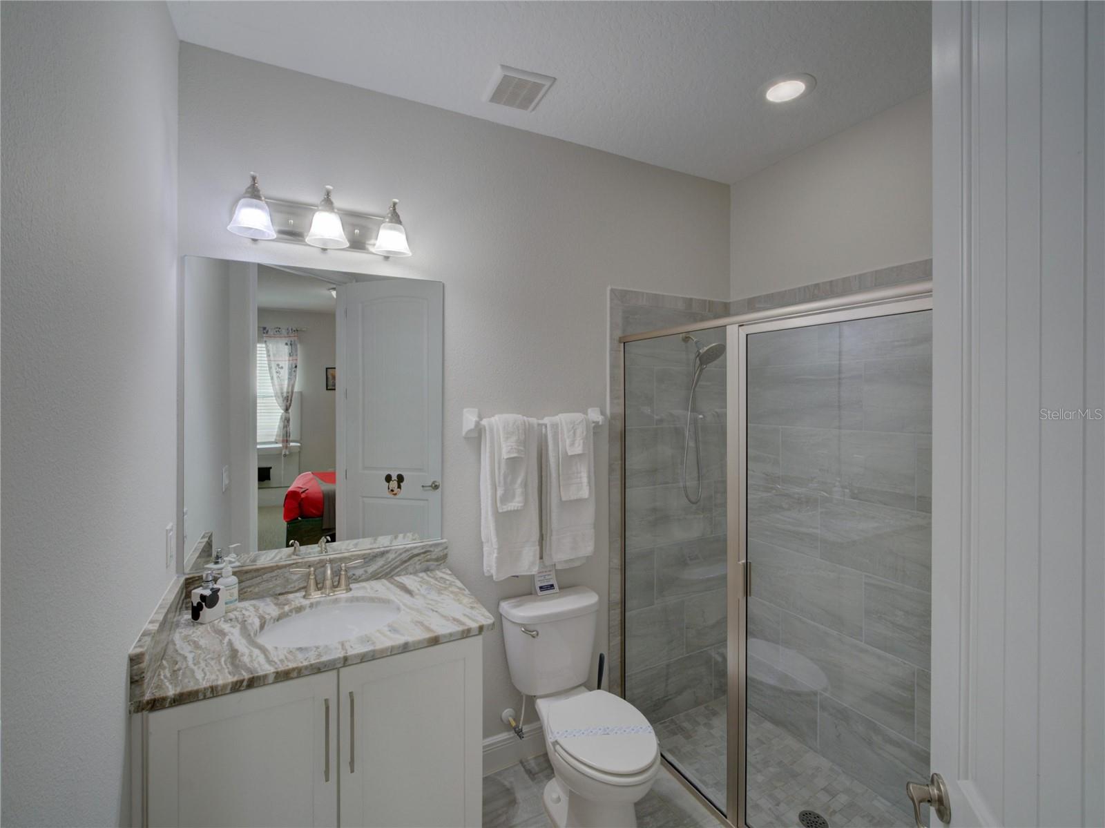 Image 24 of 73 For 7658 Fairfax Drive