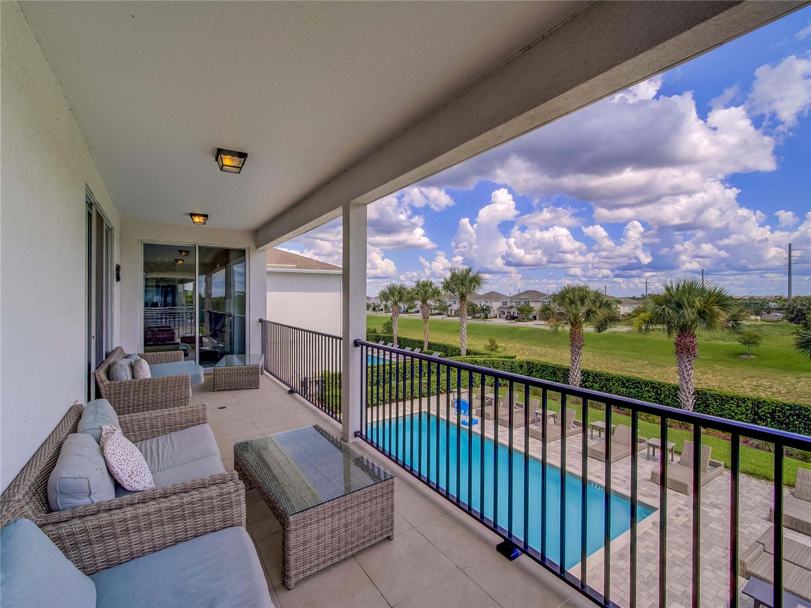 Image 54 of 73 For 7658 Fairfax Drive