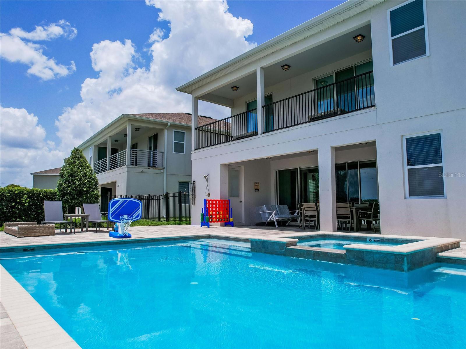 Image 60 of 73 For 7658 Fairfax Drive