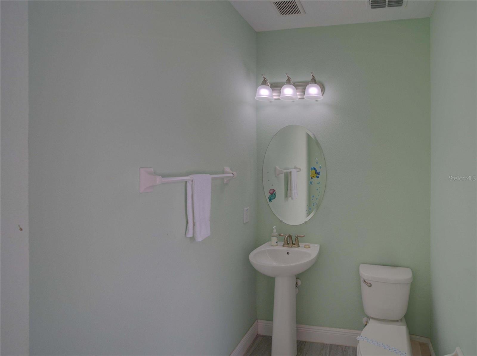 Image 65 of 73 For 7658 Fairfax Drive