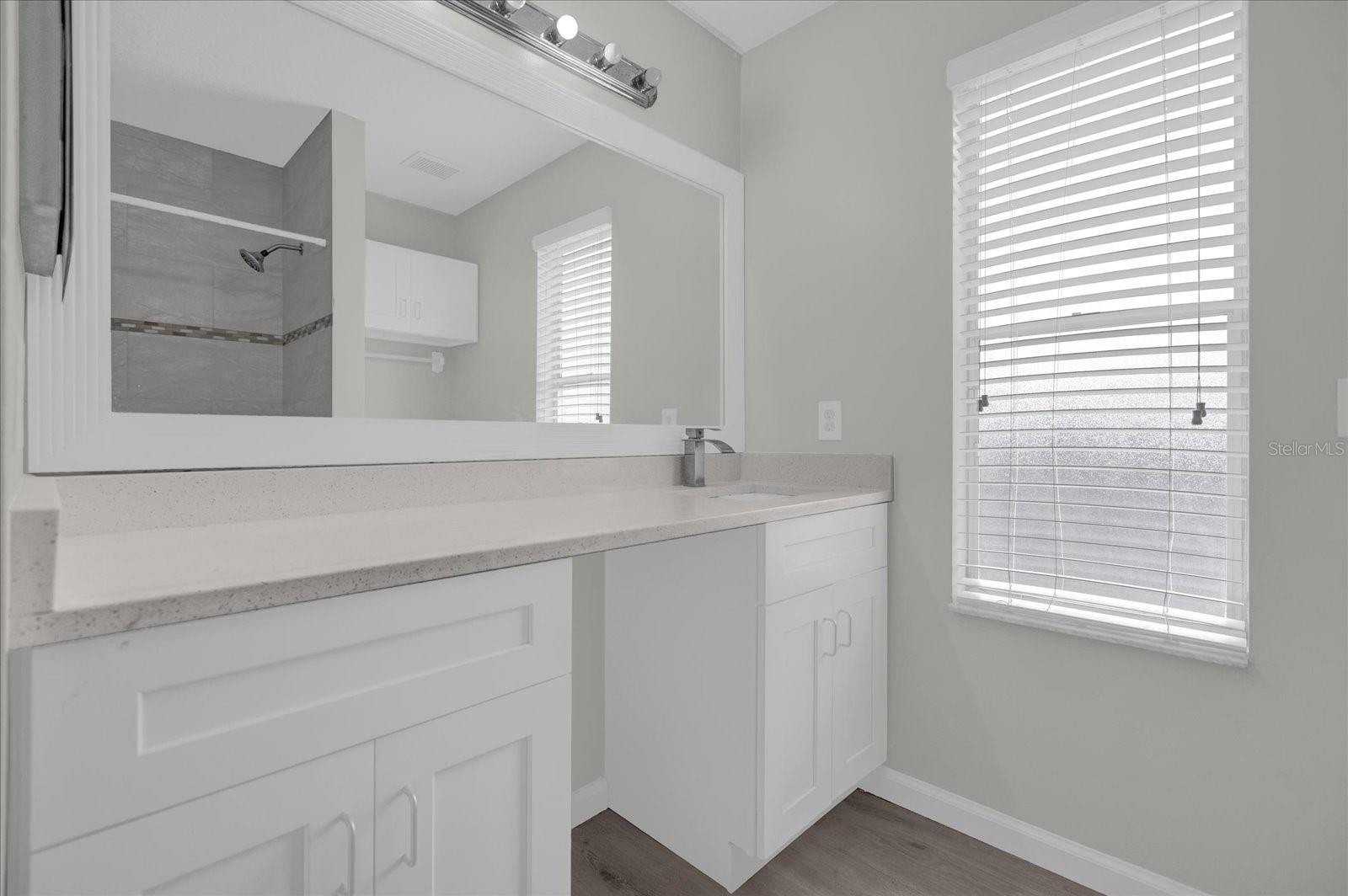 Image 20 of 29 For 10957 Norcross Circle