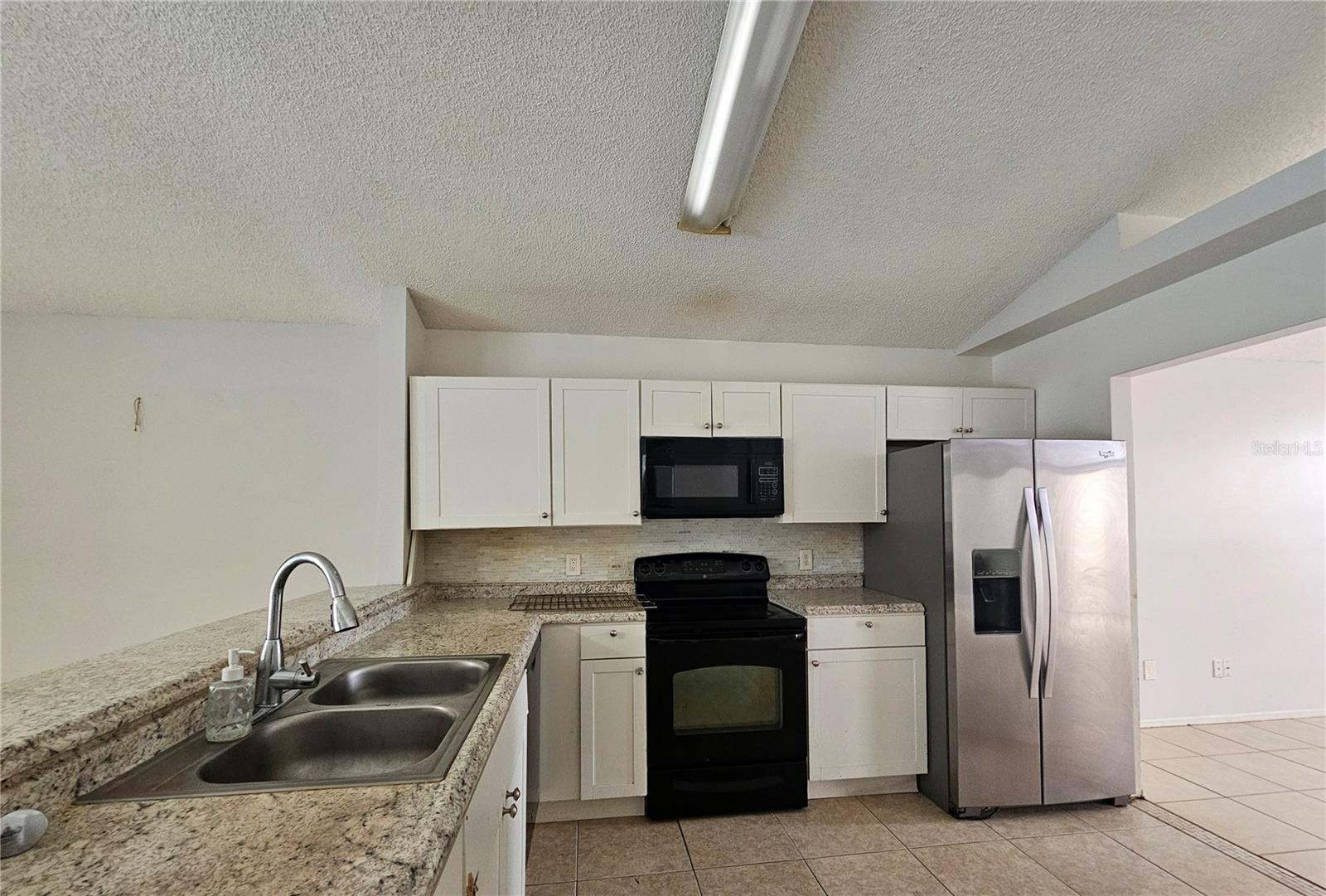 Image 5 of 14 For 4741 Alexis Drive