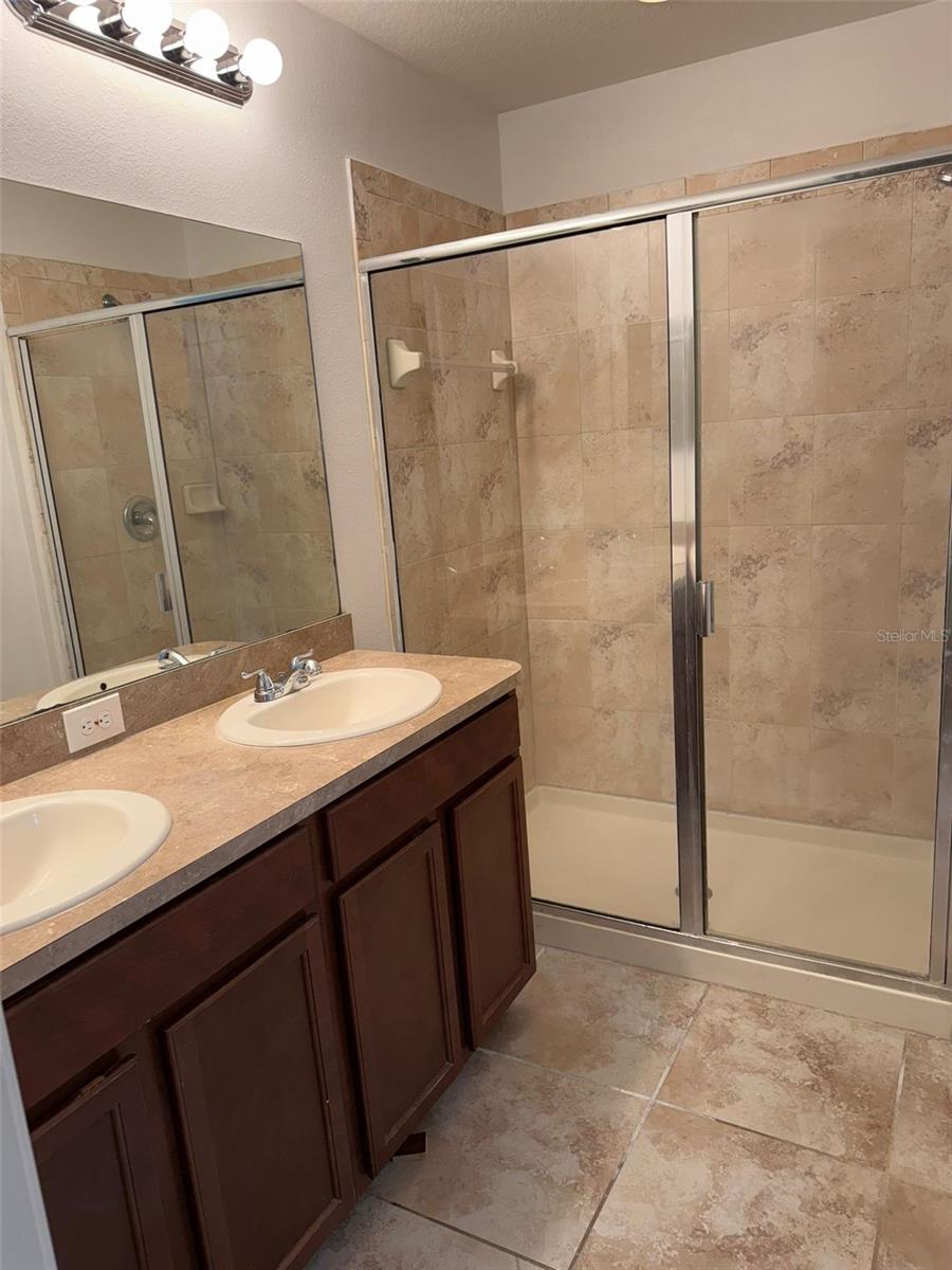 Image 12 of 17 For 3167 Rodrick Circle
