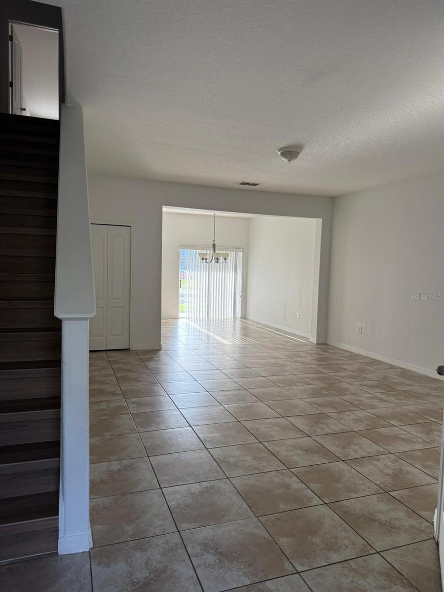 Image 6 of 17 For 3167 Rodrick Circle