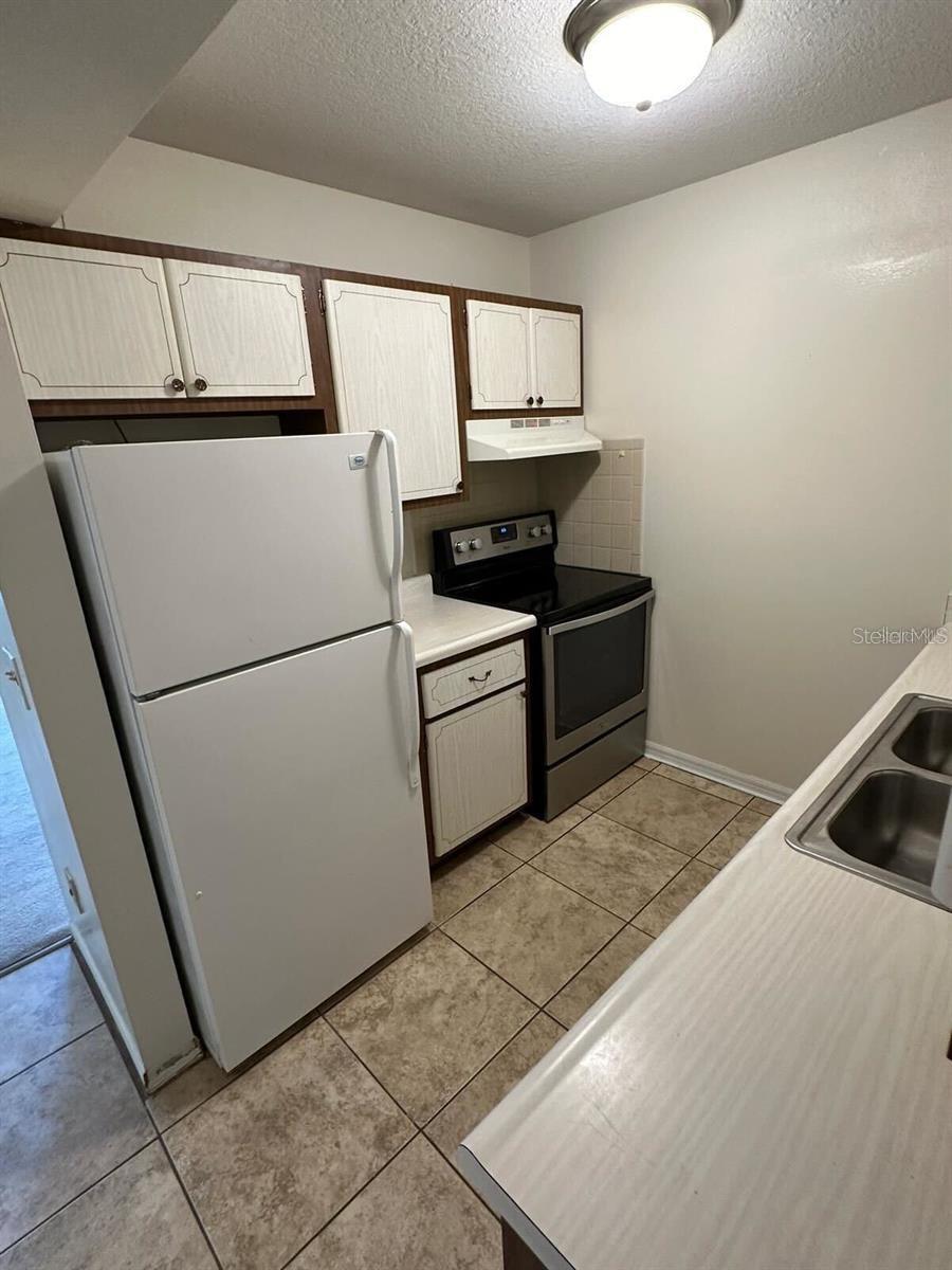 Image 5 of 15 For 107 Perkins Street 7