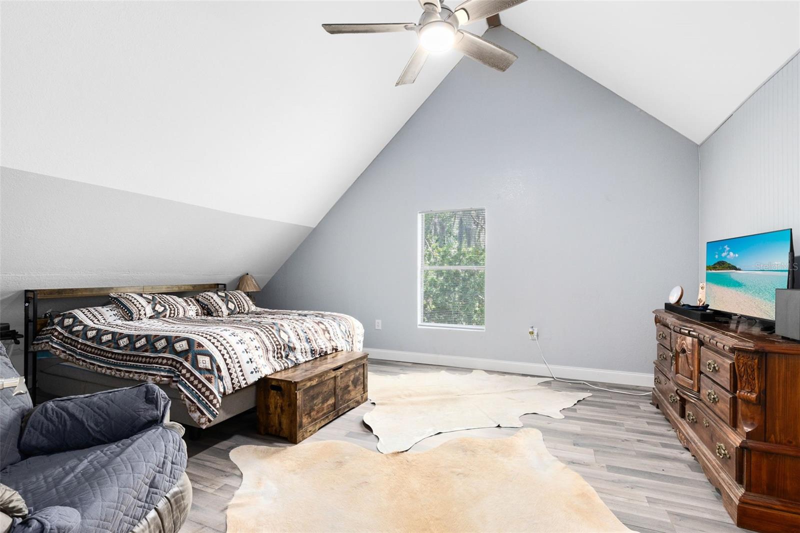 Image 22 of 39 For 2541 Ridgeway Drive