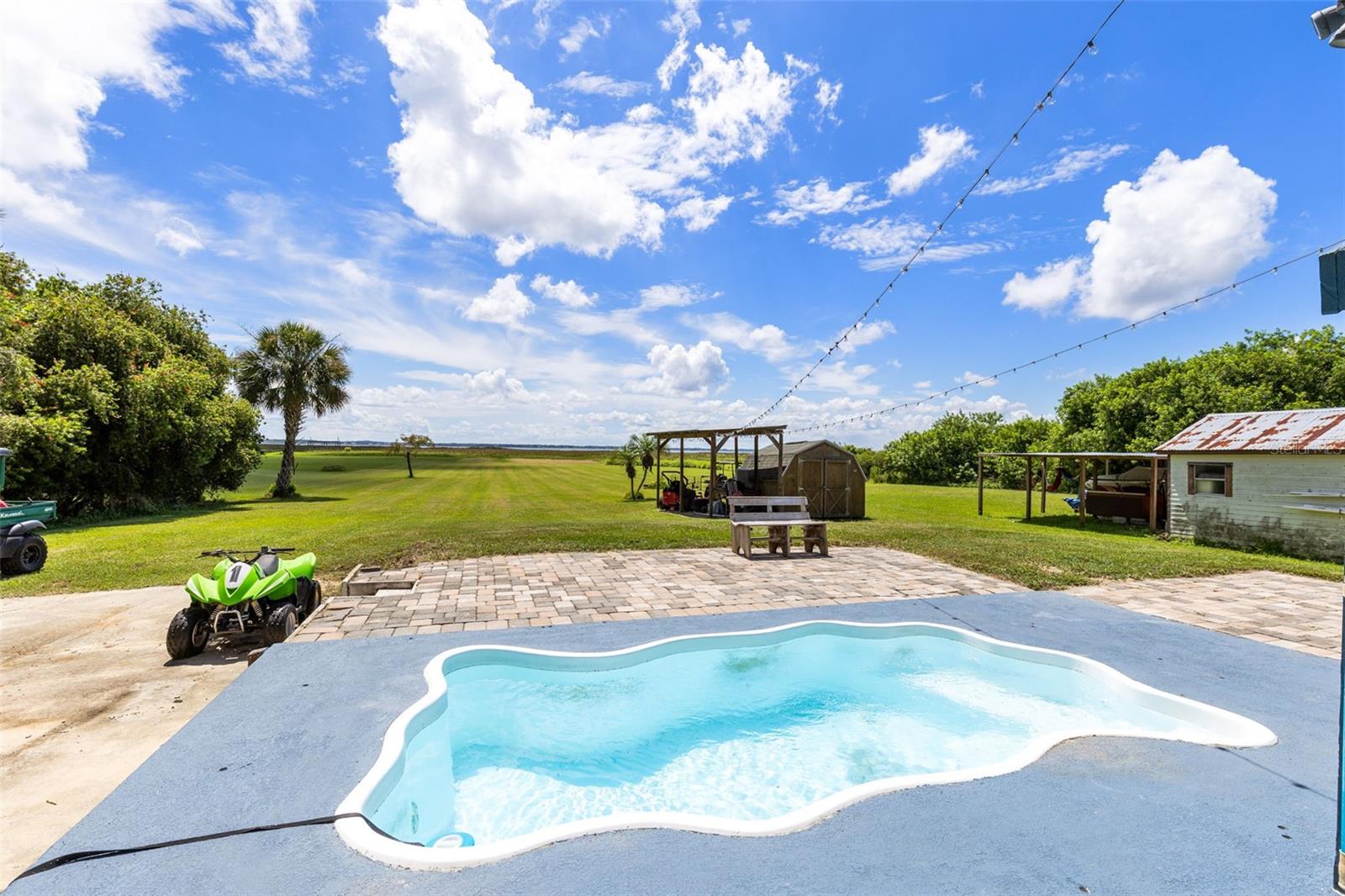 Image 27 of 39 For 2541 Ridgeway Drive