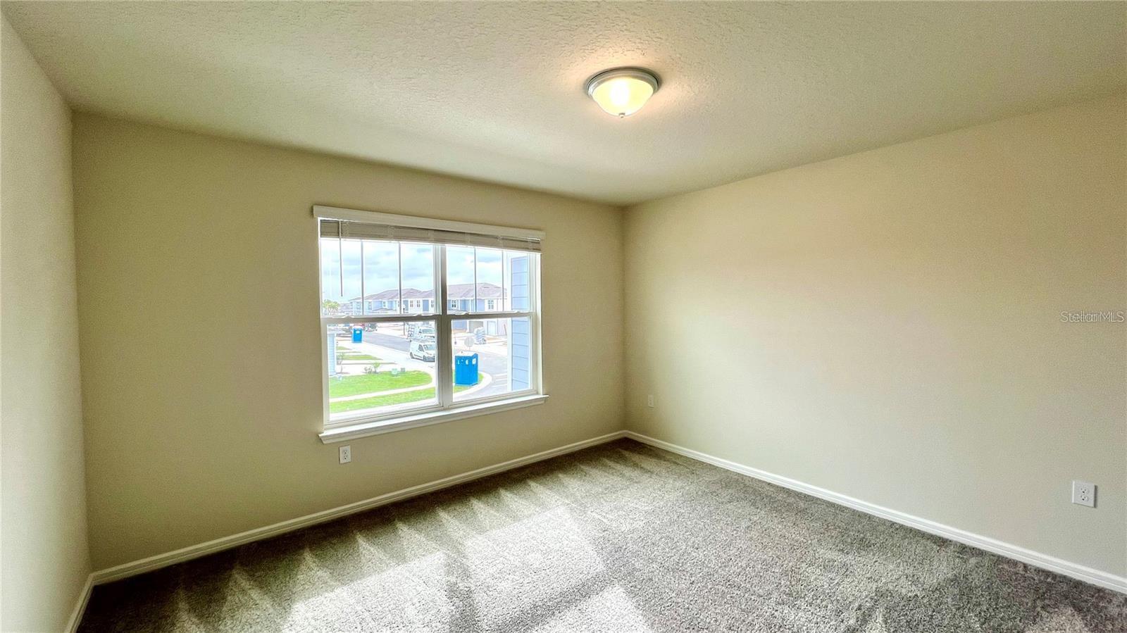 Image 18 of 26 For 2855 Stunning Avenue