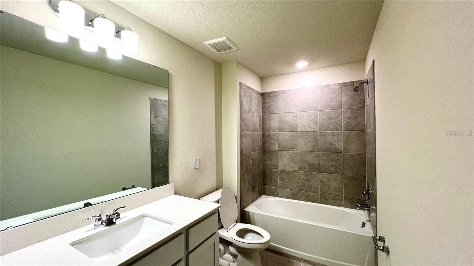 Image 20 of 26 For 2855 Stunning Avenue