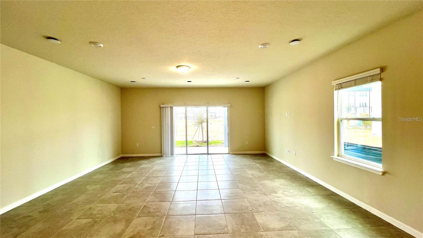 Image 4 of 26 For 2855 Stunning Avenue