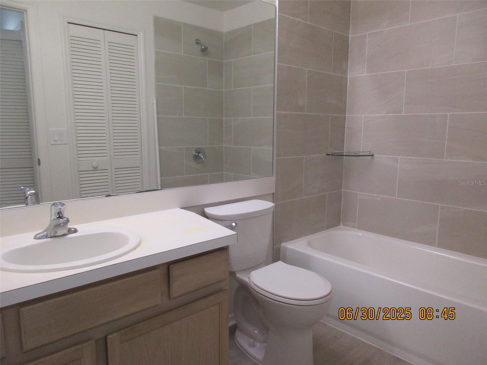 Image 19 of 24 For 13336 Fairway Glen Drive 201