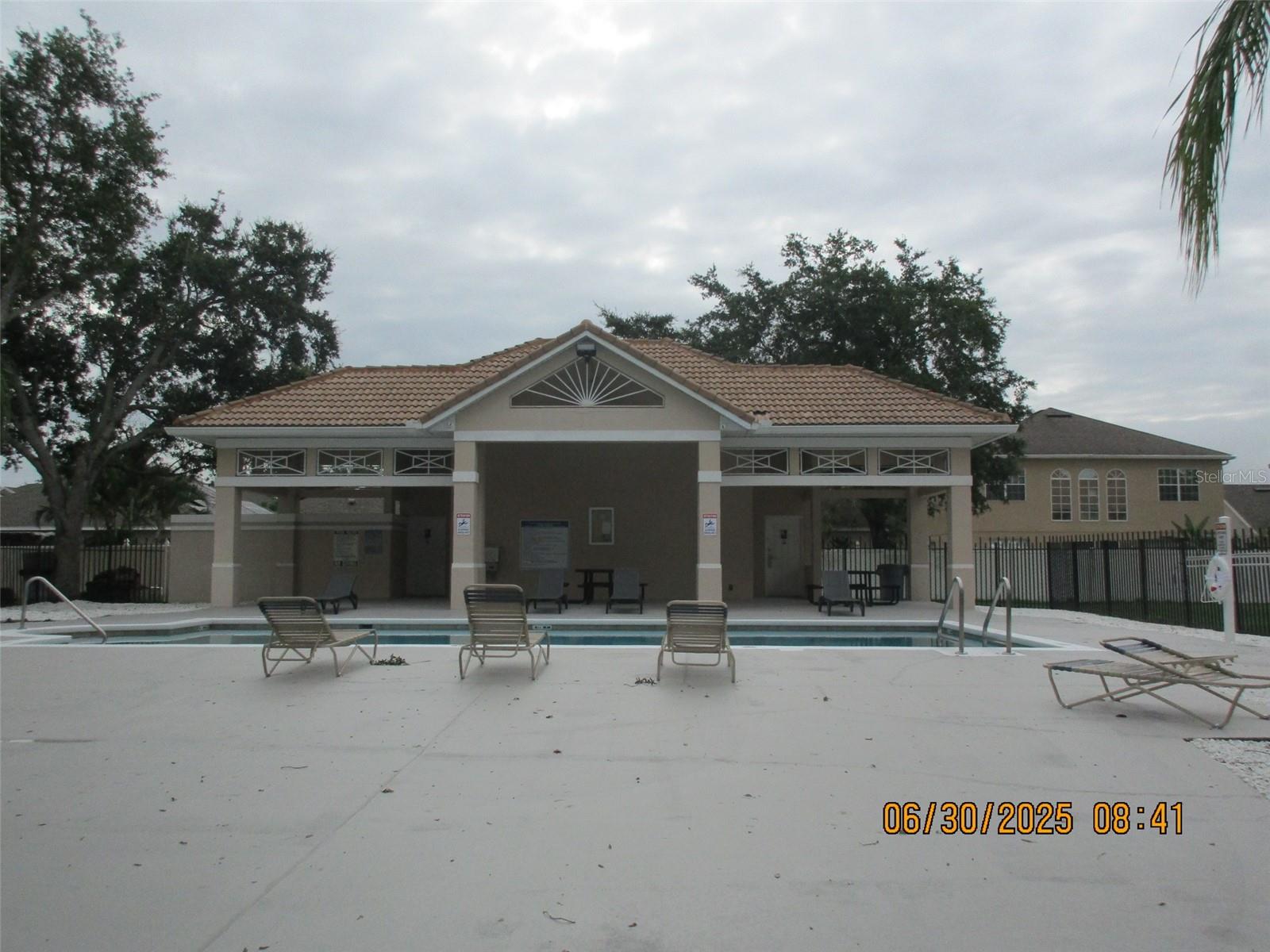Image 2 of 24 For 13336 Fairway Glen Drive 201