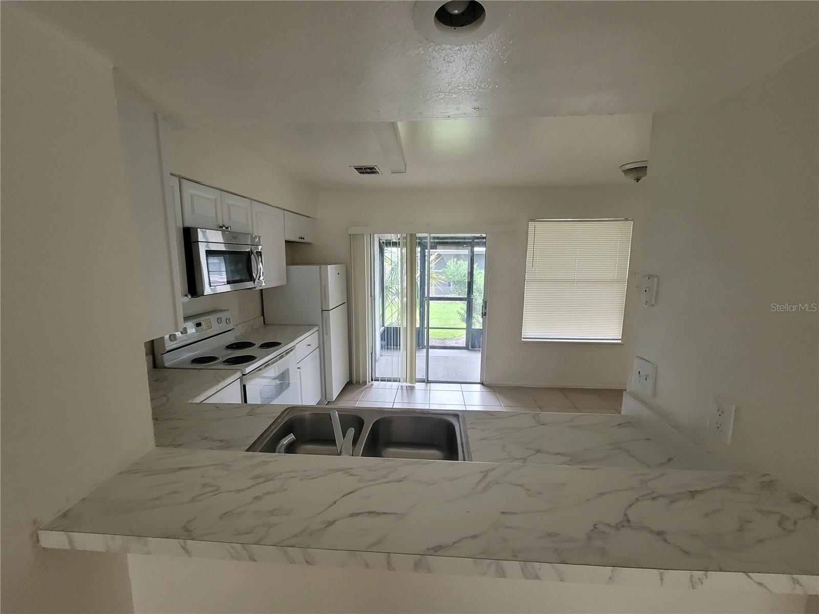 Image 4 of 16 For 3157 Windover Avenue