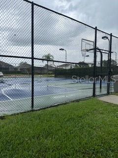 Image 8 of 30 For 8101 Coconut Palm Way 205