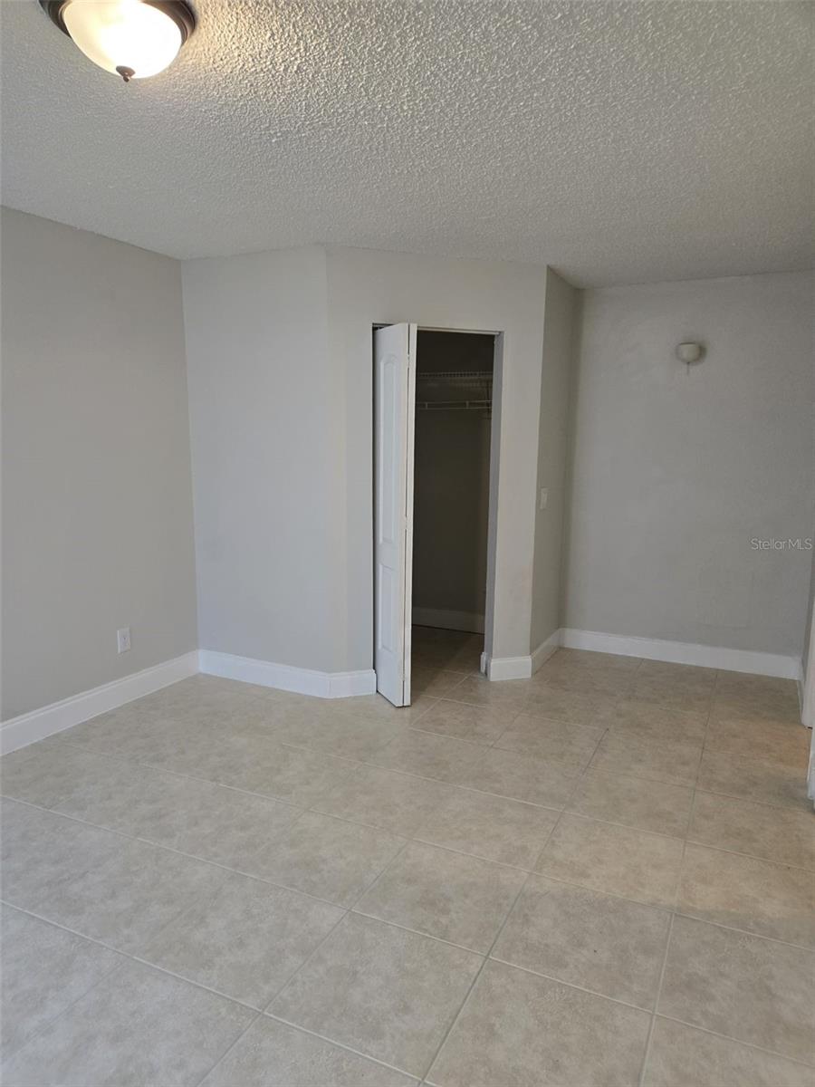 Image 11 of 12 For 4528 Commander Drive 2033