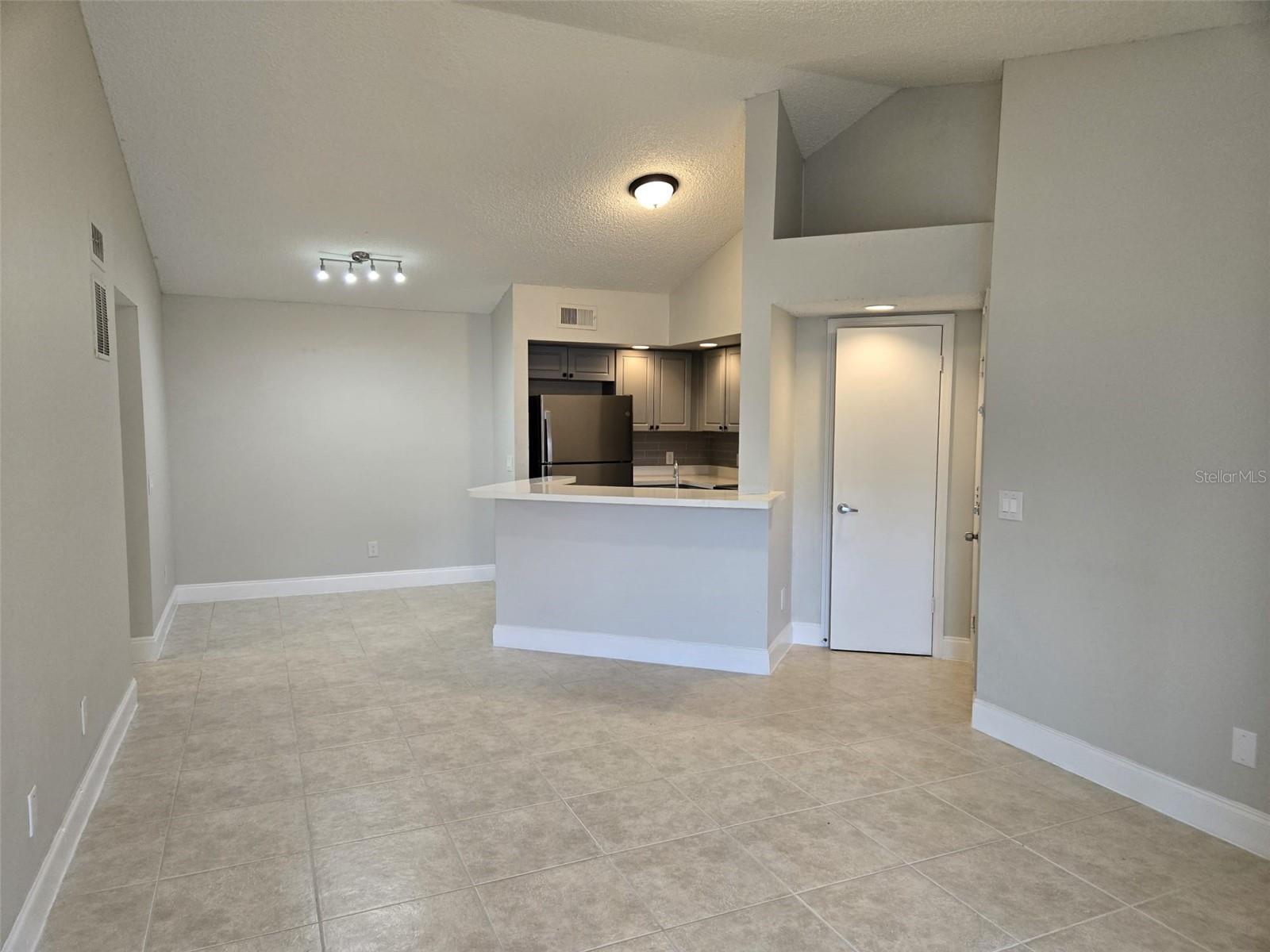 Image 3 of 12 For 4528 Commander Drive 2033