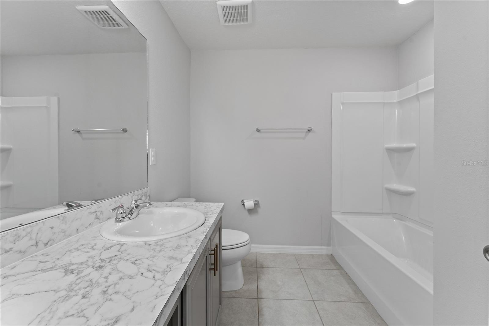 Image 22 of 41 For 454 Sunfish Drive