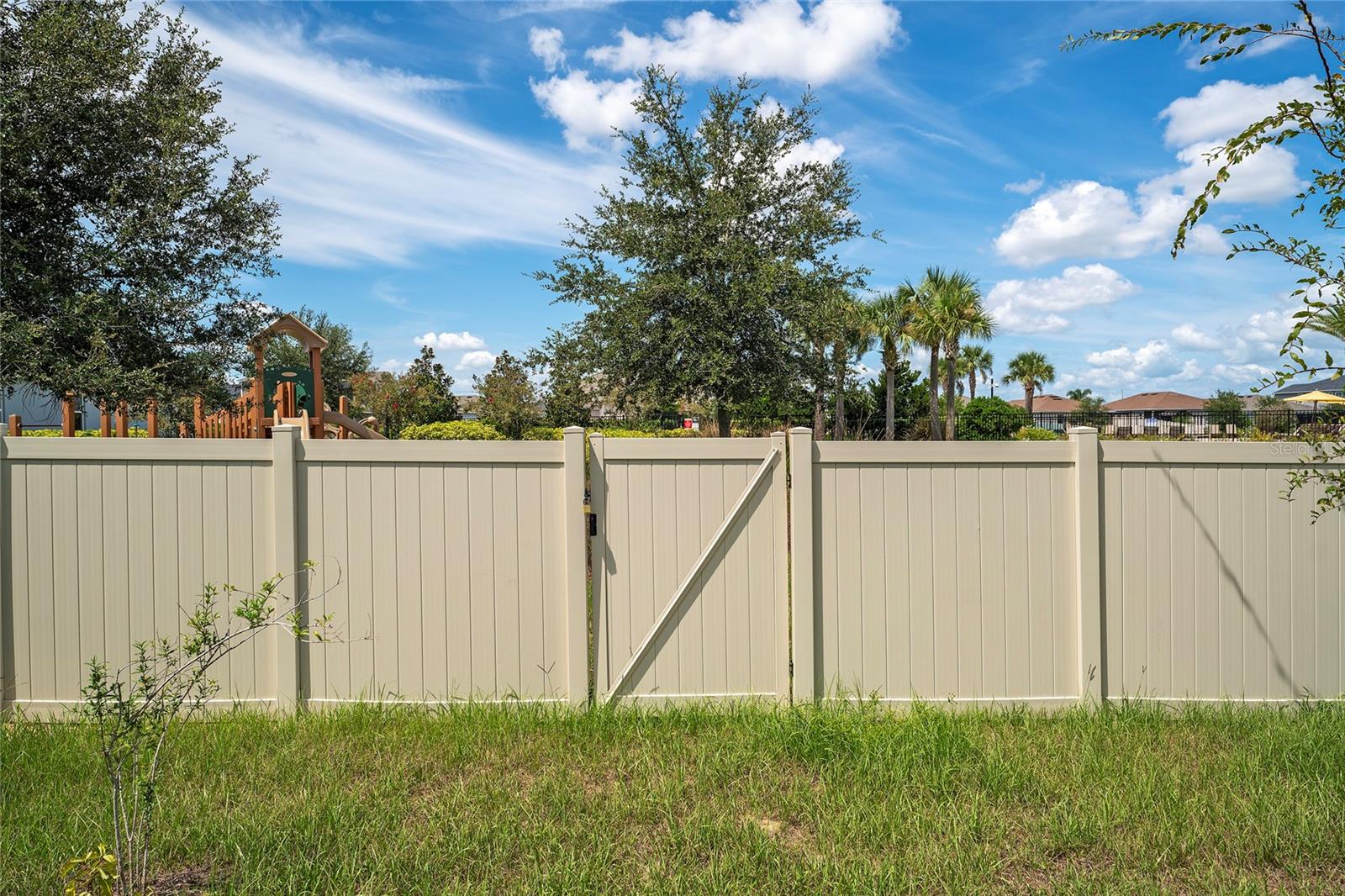 Image 36 of 41 For 454 Sunfish Drive