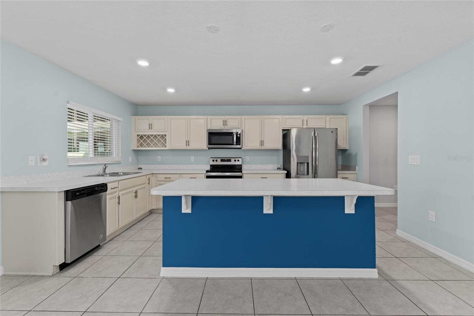 Image 8 of 41 For 454 Sunfish Drive