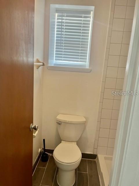 Image 4 of 23 For 6947 Country Corner Lane