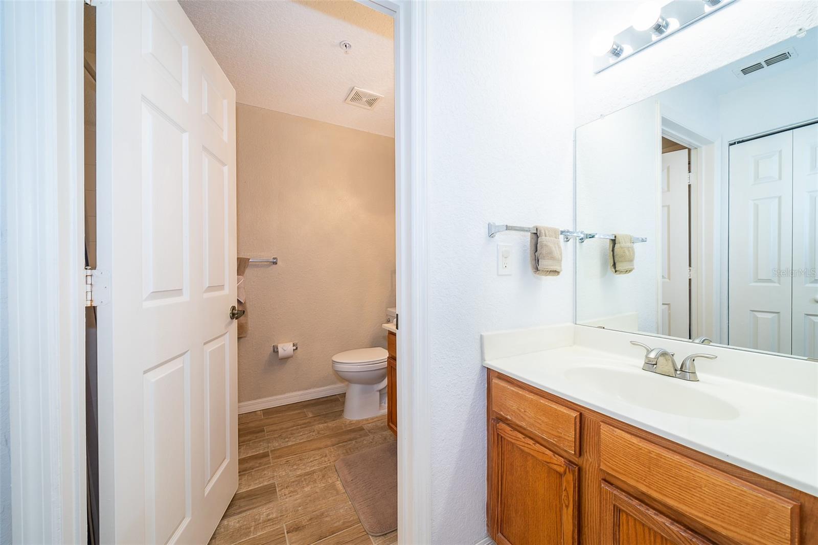 Image 15 of 27 For 2600 Lodi Circle 104