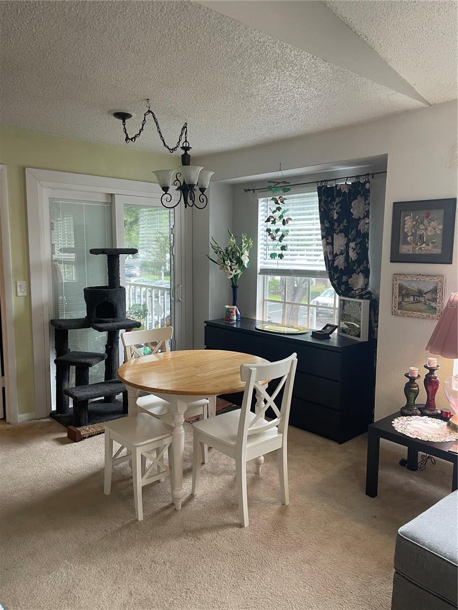 Image 12 of 25 For 11532 Westwood Blvd  627