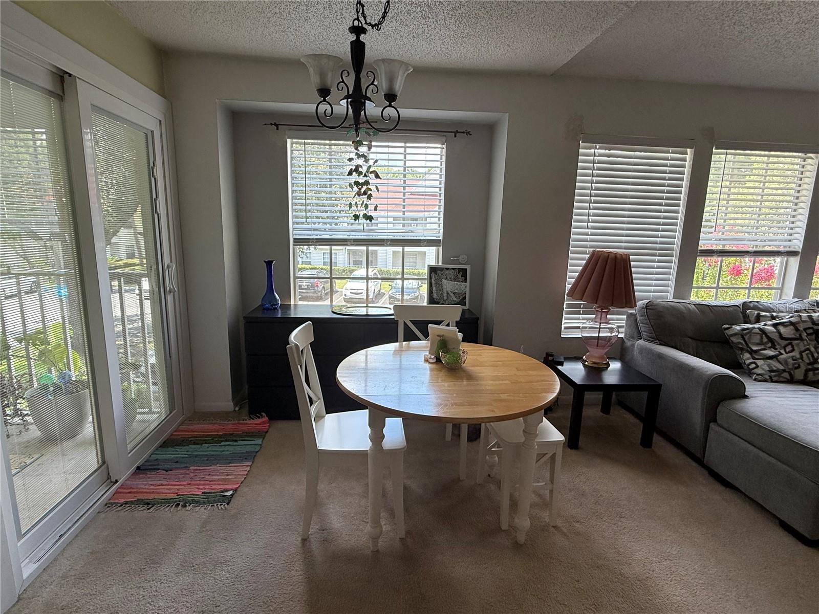 Image 19 of 25 For 11532 Westwood Blvd  627