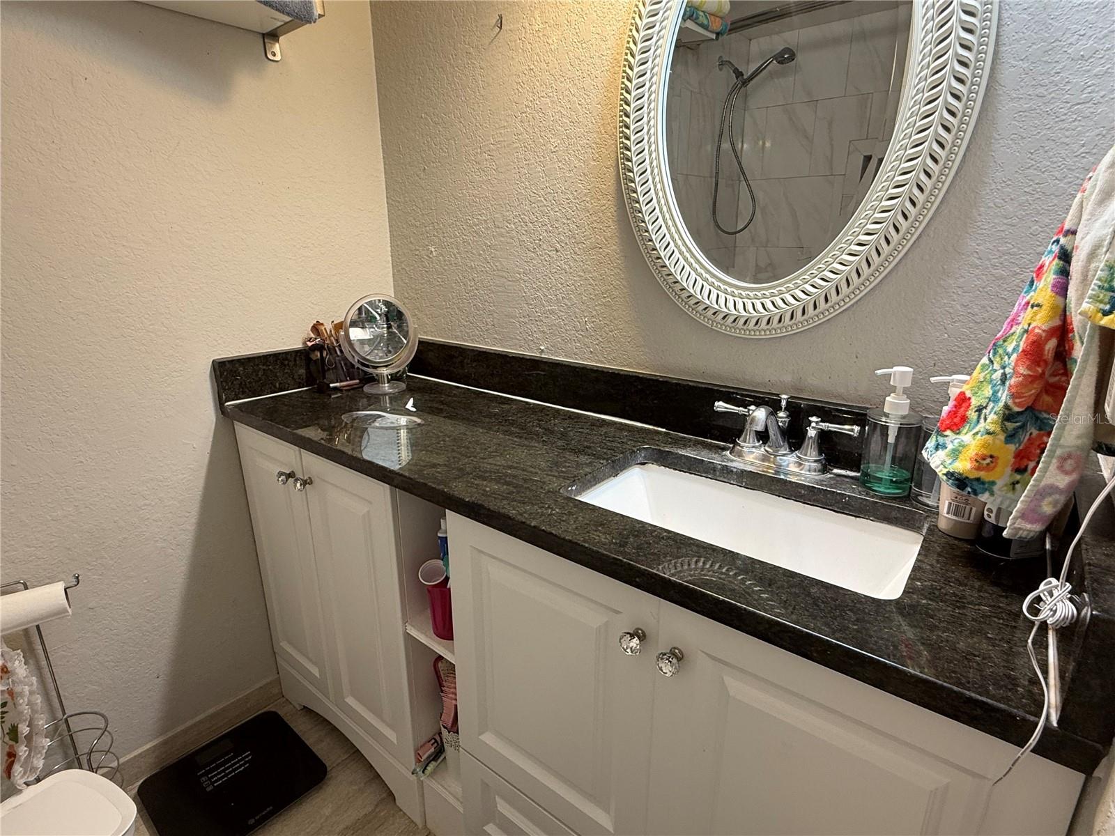 Image 23 of 25 For 11532 Westwood Blvd  627