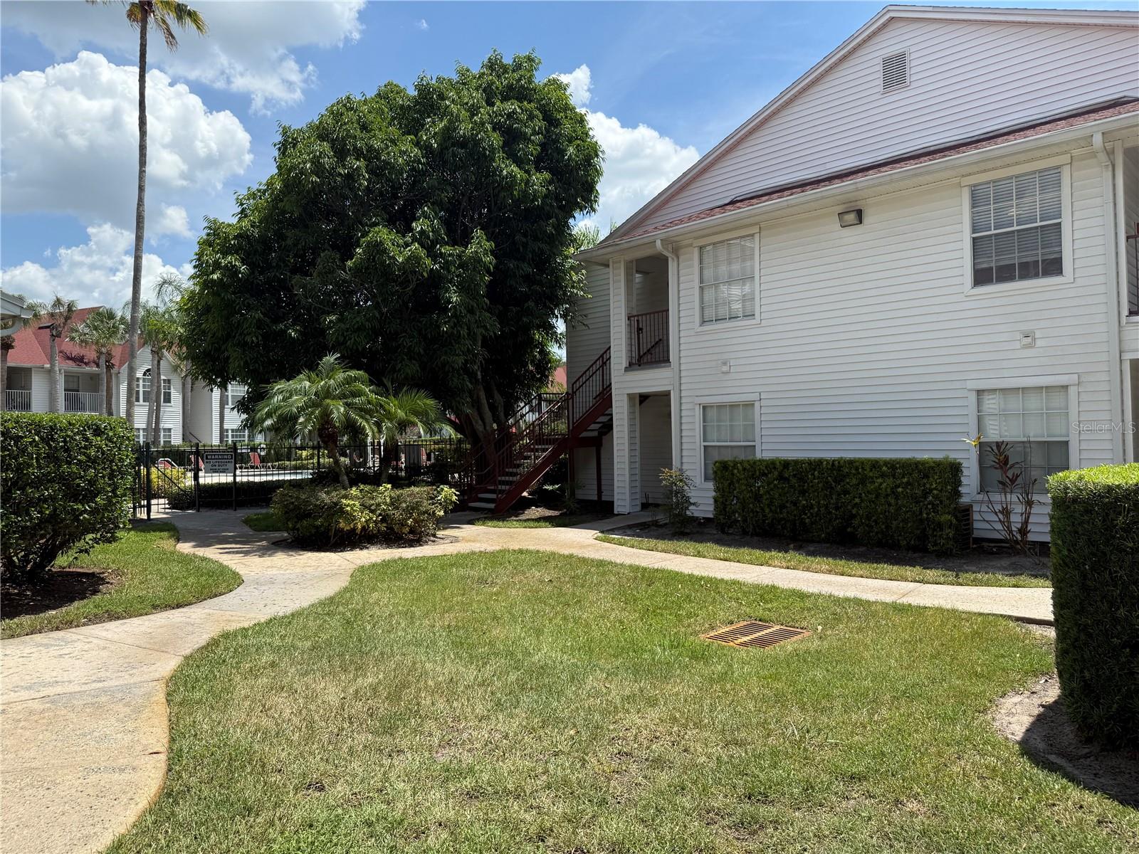 Image 8 of 25 For 11532 Westwood Blvd  627