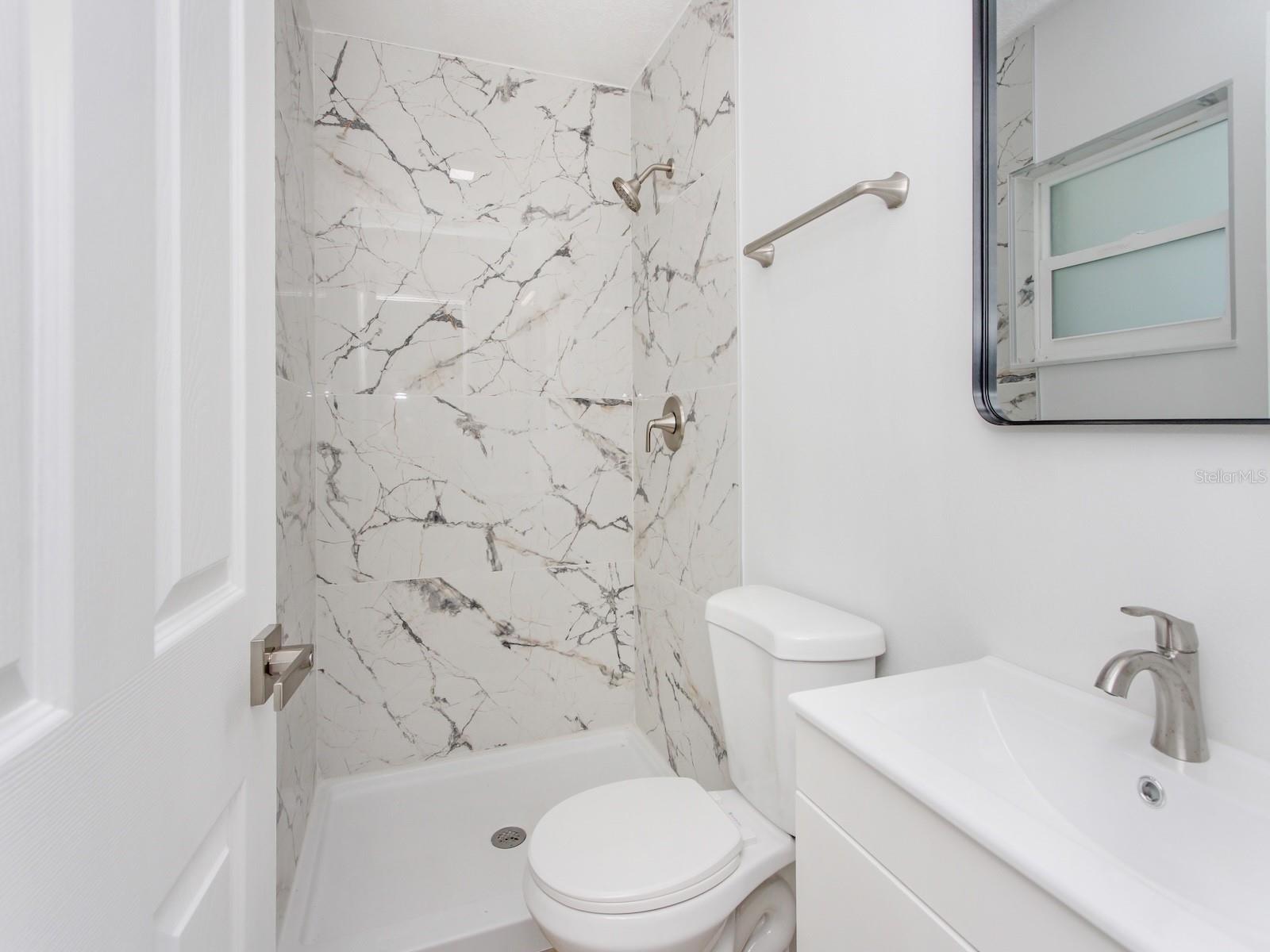 Image 21 of 42 For 2806 Bonneville Drive
