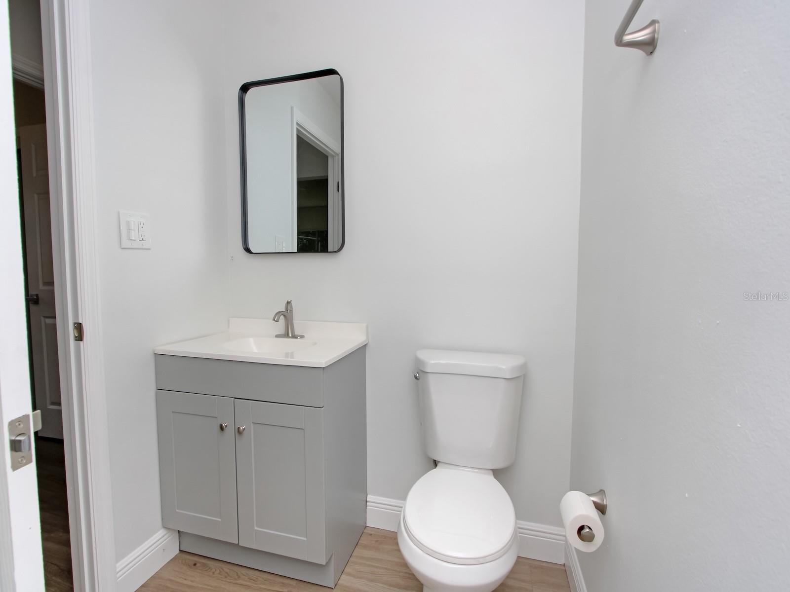 Image 23 of 42 For 2806 Bonneville Drive