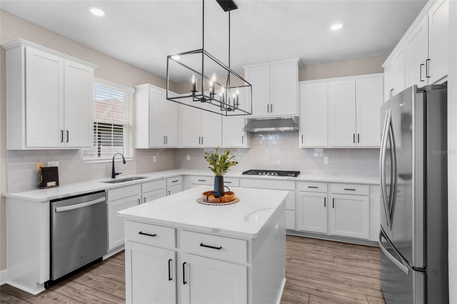 Image 10 of 42 For 7848 Somersworth Drive
