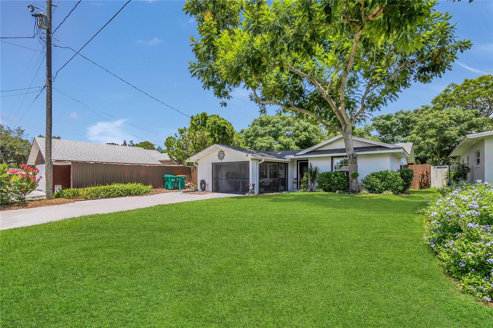 Image 20 of 33 For 1203 Monterey Drive