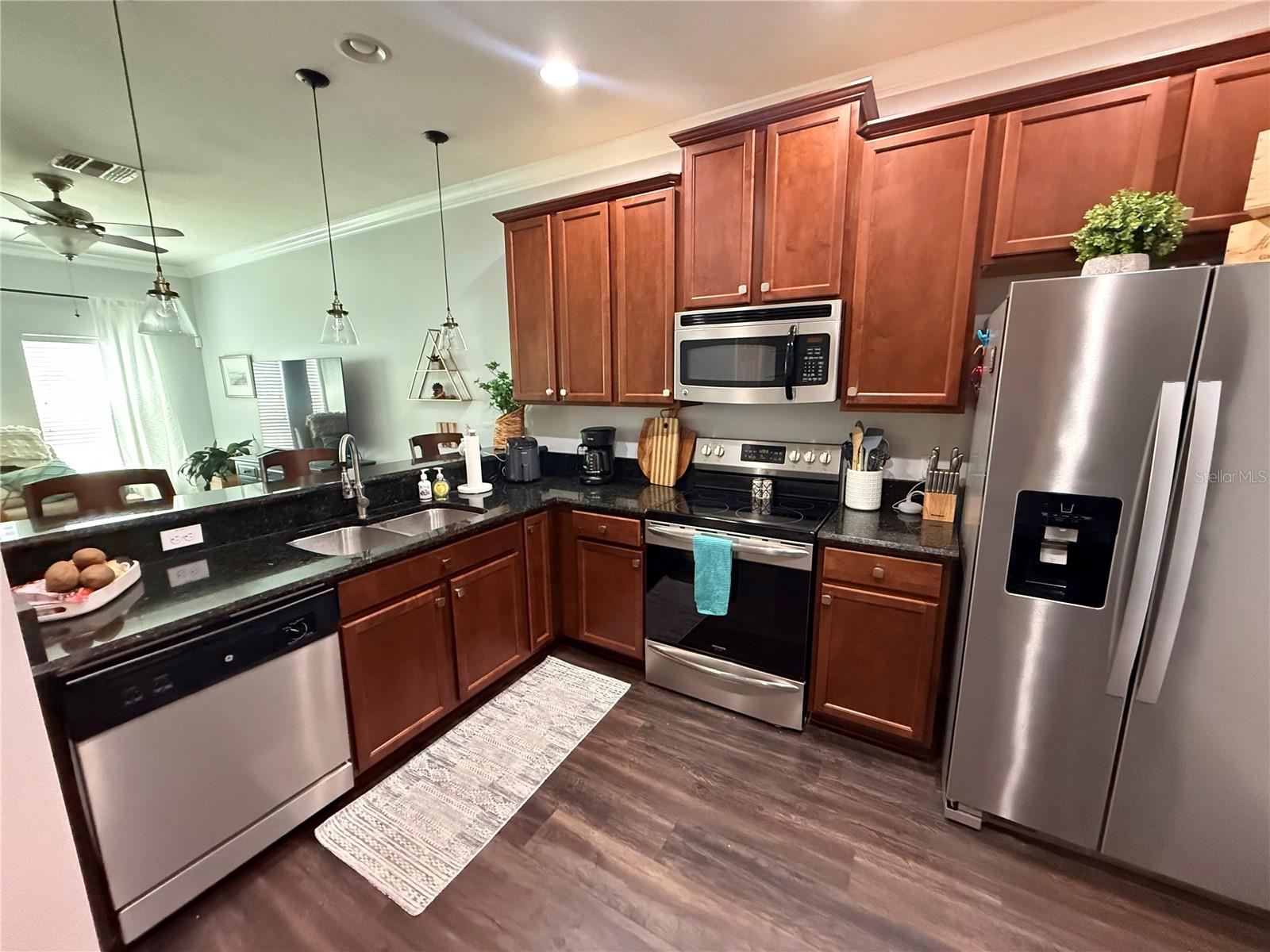 Image 2 of 19 For 1589 Plumeria Place
