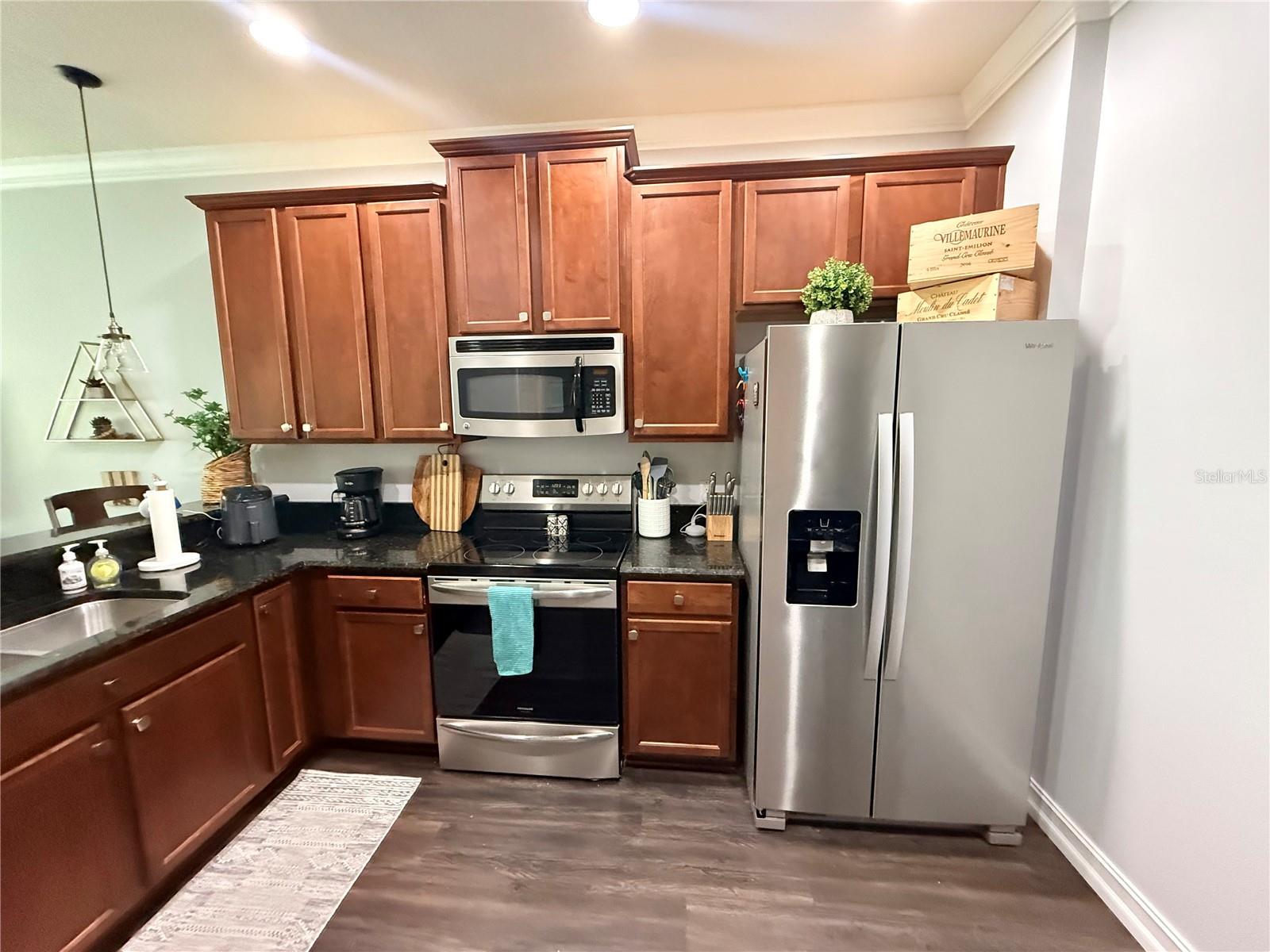 Image 3 of 19 For 1589 Plumeria Place