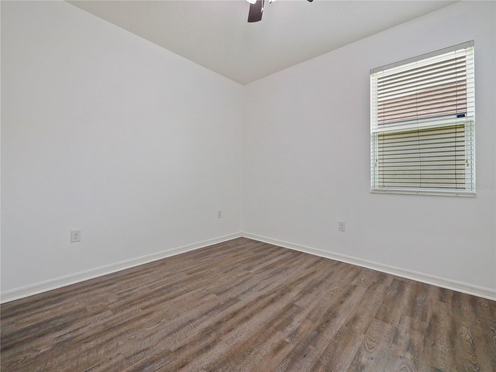 Image 20 of 30 For 2829 Shelburne Way