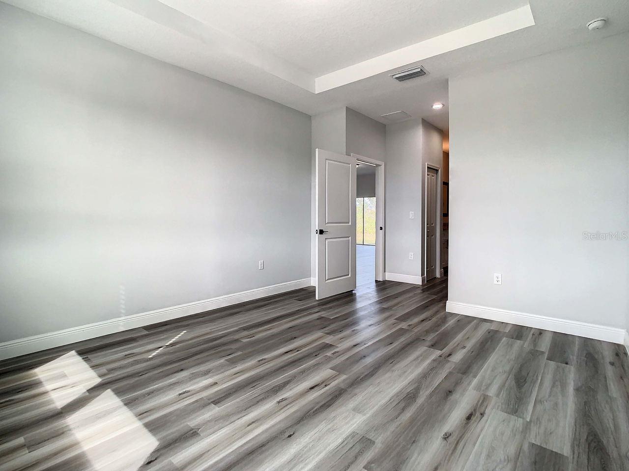 Image 10 of 15 For 9585 Calumet Boulevard